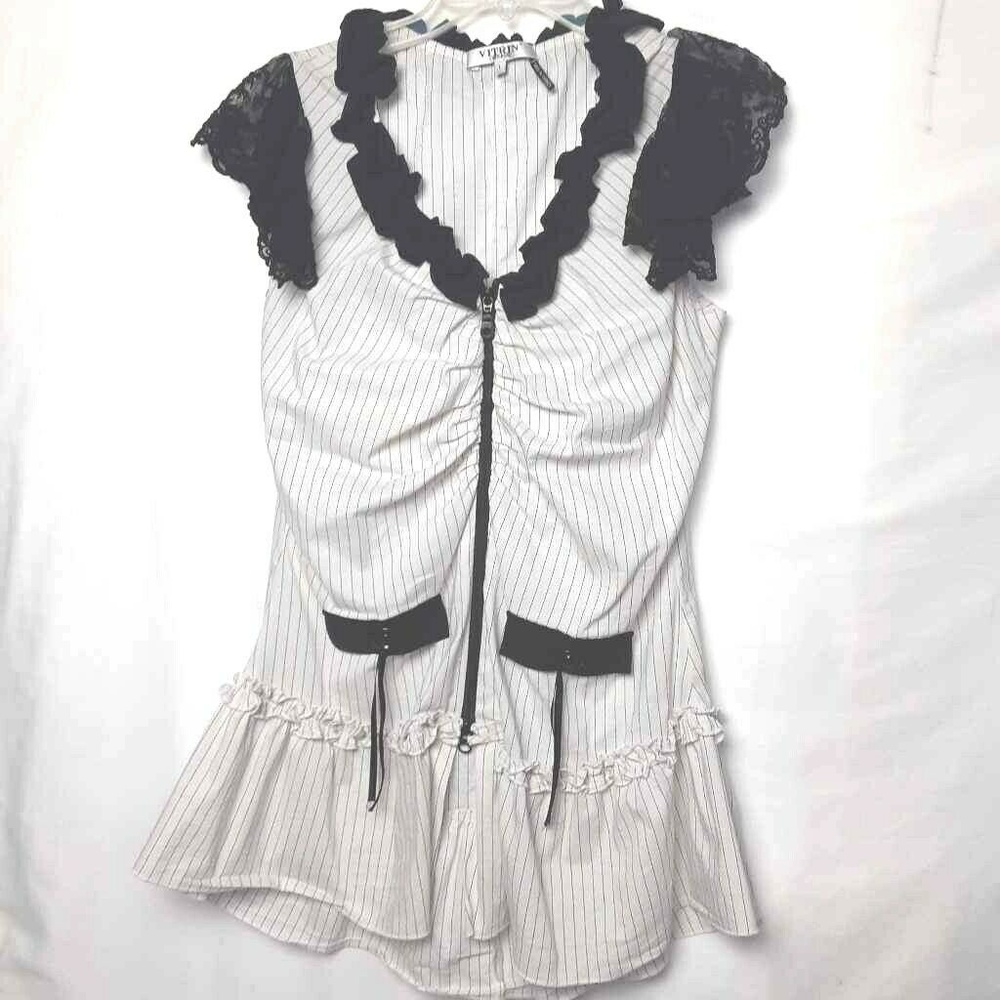 Vitrin Design Top White Pinstripe PEPLUM